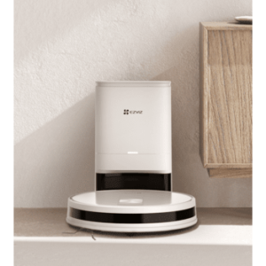 RC3 PLUS: Vaccum Robot Cleaning With Base